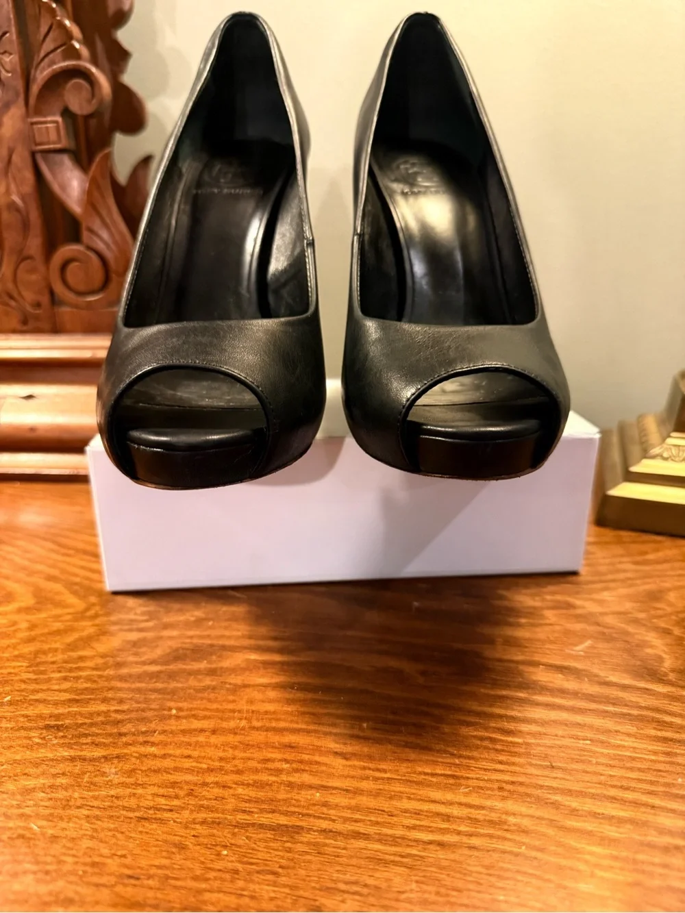 Tory Burch Black Leather Cantrelle Peep Toe Platform Pumps Size 8.5 $328